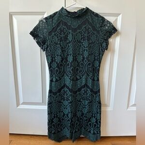 Emerald green, lace bodycon dress
